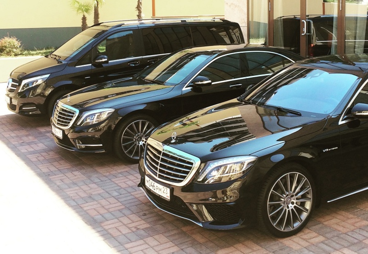 A wide range of Mercedes cars for rent in Sochi from the company Weekend-Sochi
