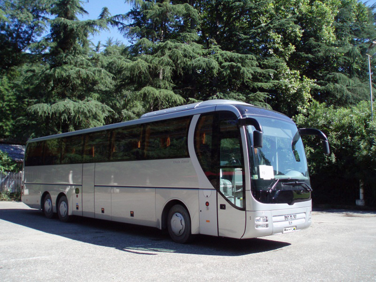Автобус MAN R08 Lion`s Coach