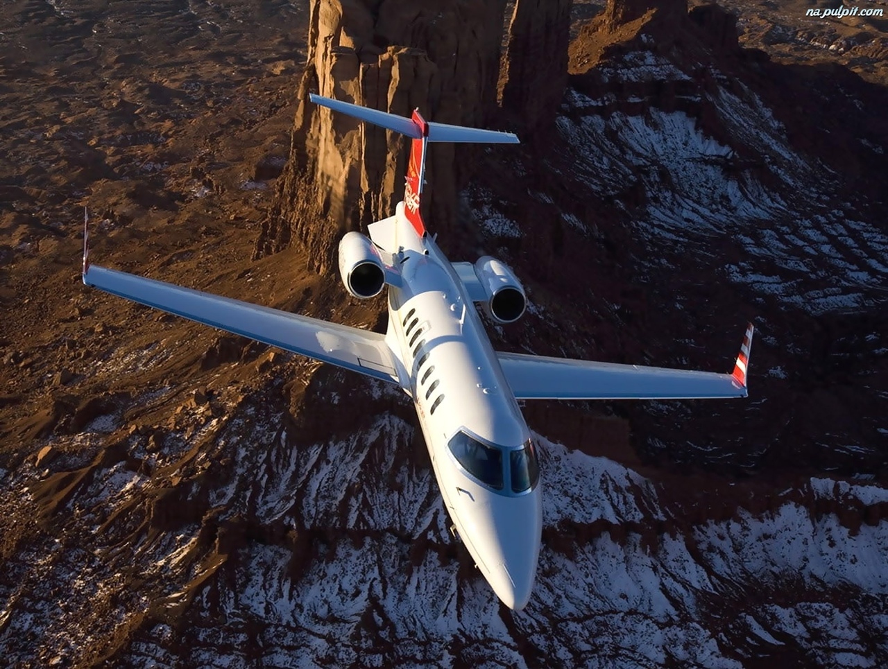 Bombardier Learjet 45