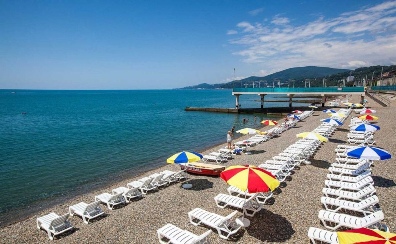12 beaches of Sochi are fighting for the 